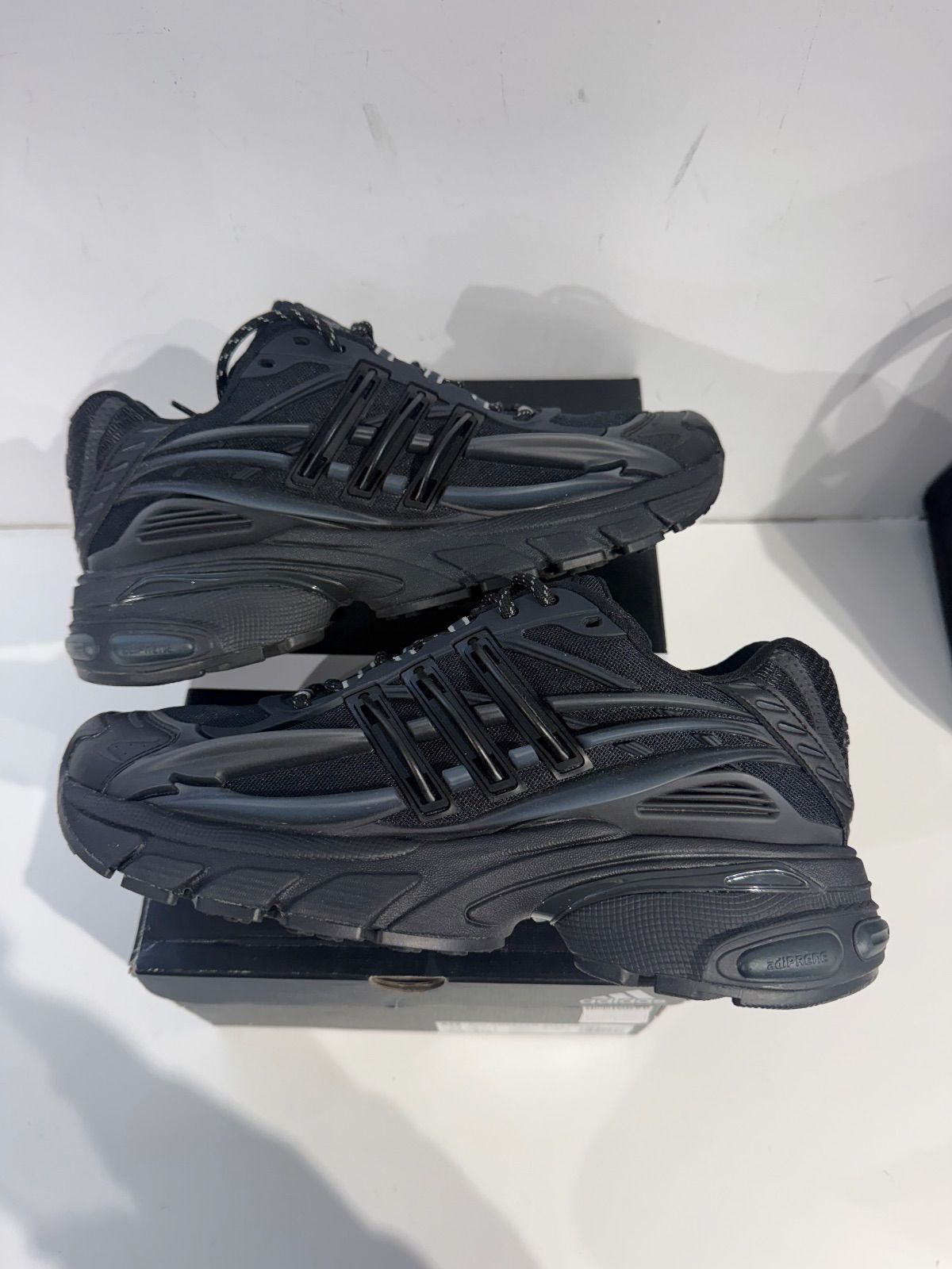 adidas Adistar Jellyfish Pharrell Williams Triple Black - Worn Once Size 10