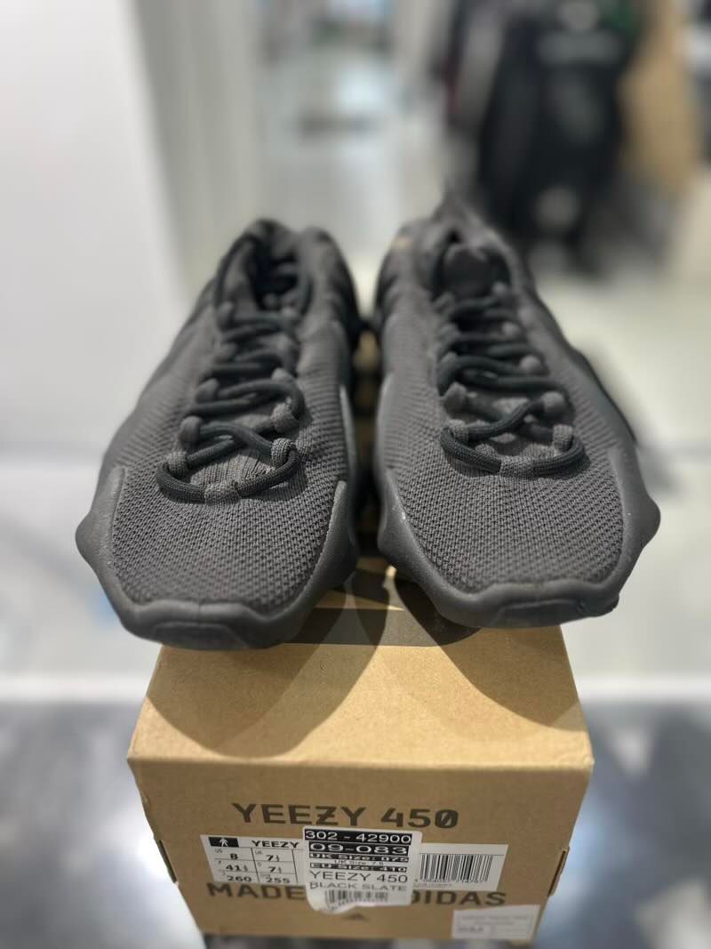 adidas Yeezy 450 Dark Slate - Pre-Owned Size 8
