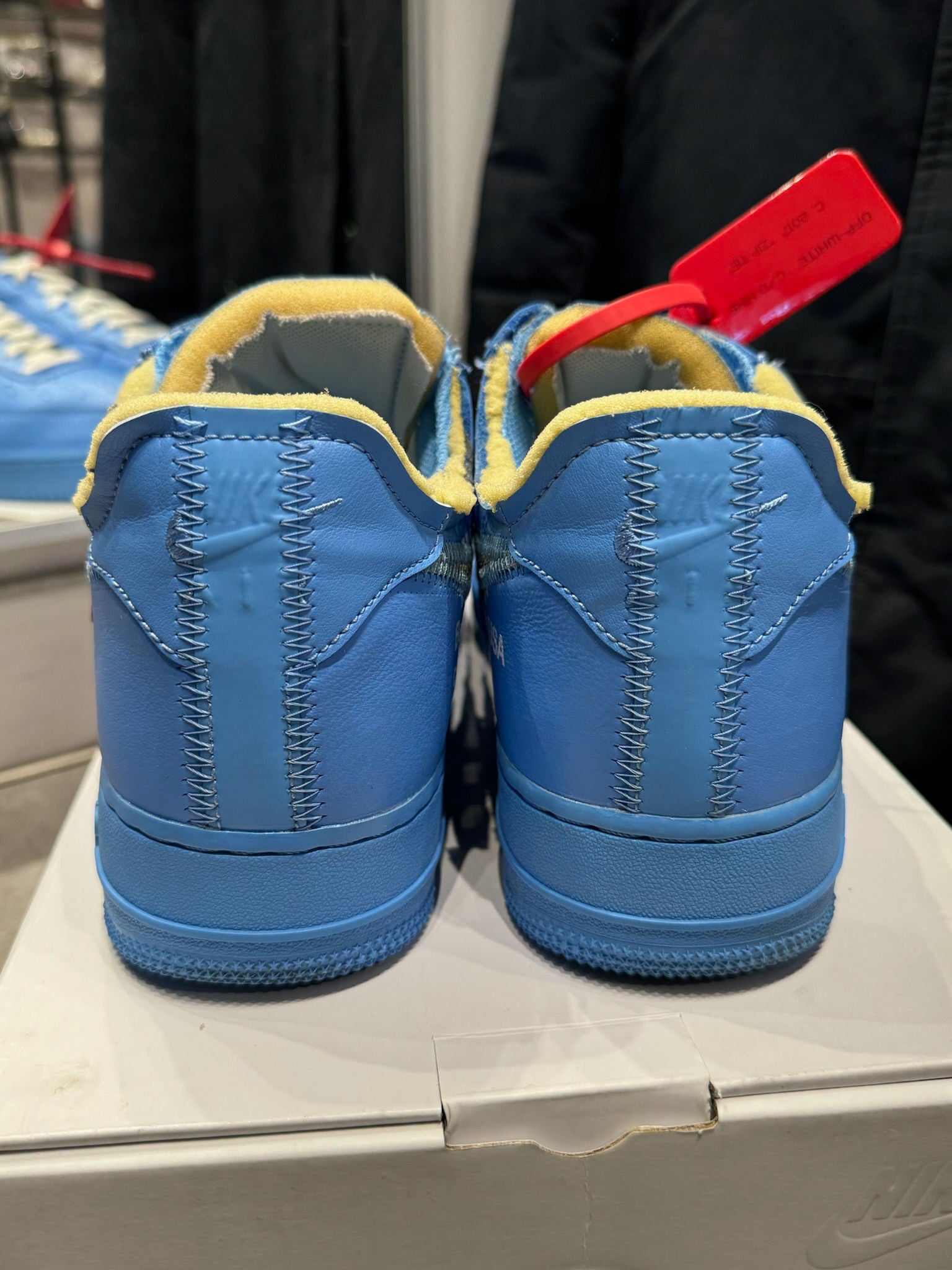 Nike Air Force 1 Low Off-White MCA University Blue - Pre-Owned Size 11