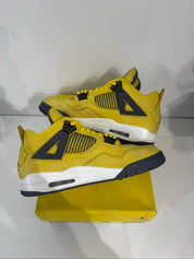 Jordan 4 Retro Lightning (2021) - Pre-Owned Size 11