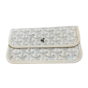 Goyard St. Louis Pouch White (Lightly Preowned) - Pre-Owned