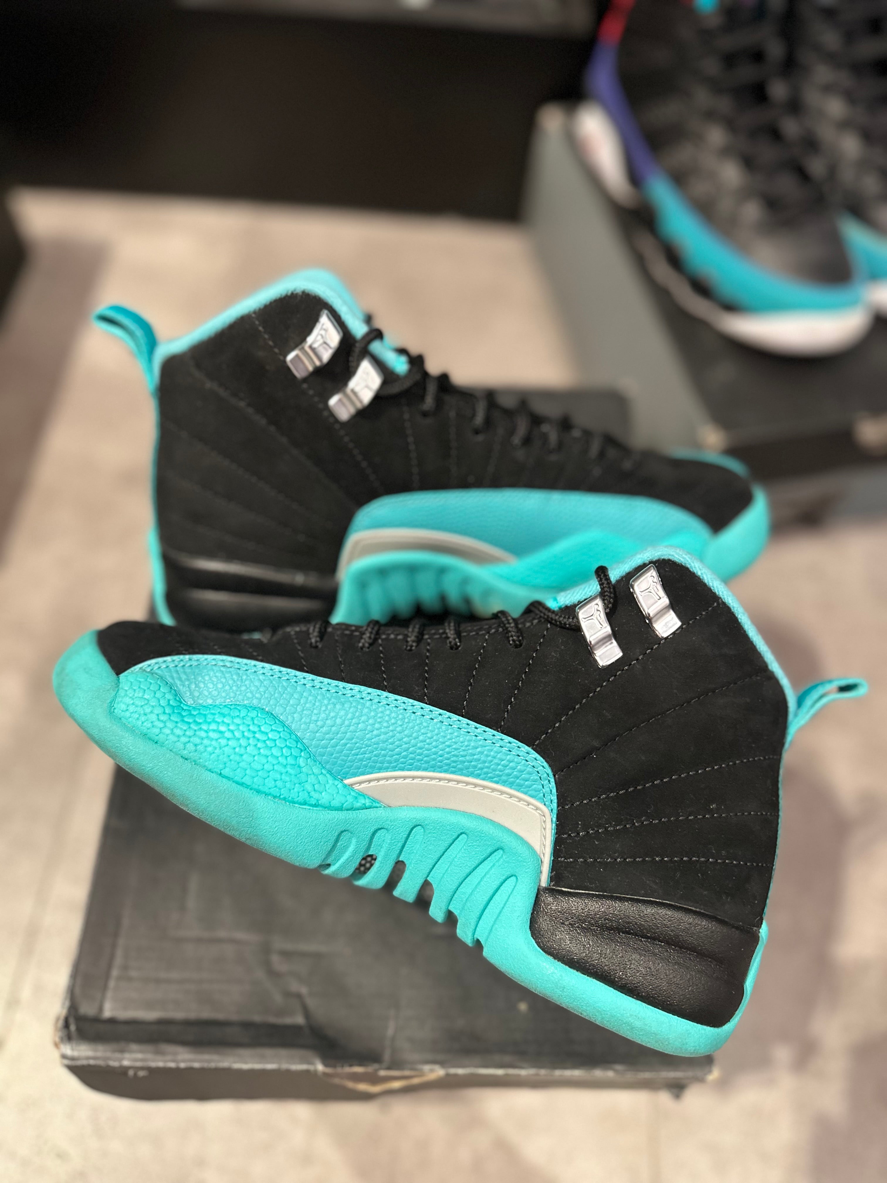 Jordan 12 Retro Hyper Jade (GS) (Preowned) - Pre-Owned
