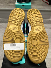 Nike SB Dunk Low Supreme Jewel Swoosh Gold - Pre-Owned Size 8.5