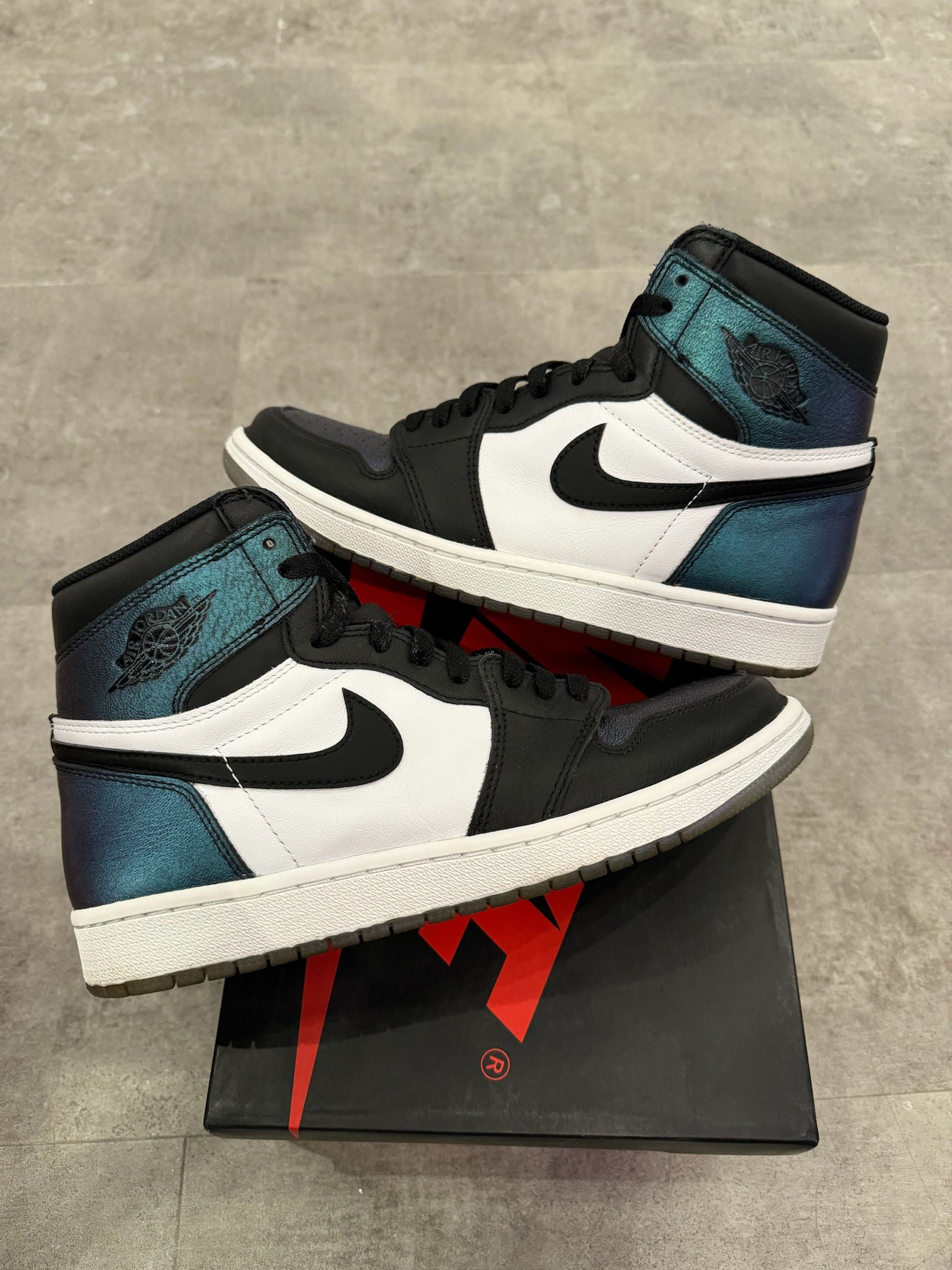 Air Jordan 1 Retro All-Star Chameleon (2017) - Pre-Owned Size 8.5