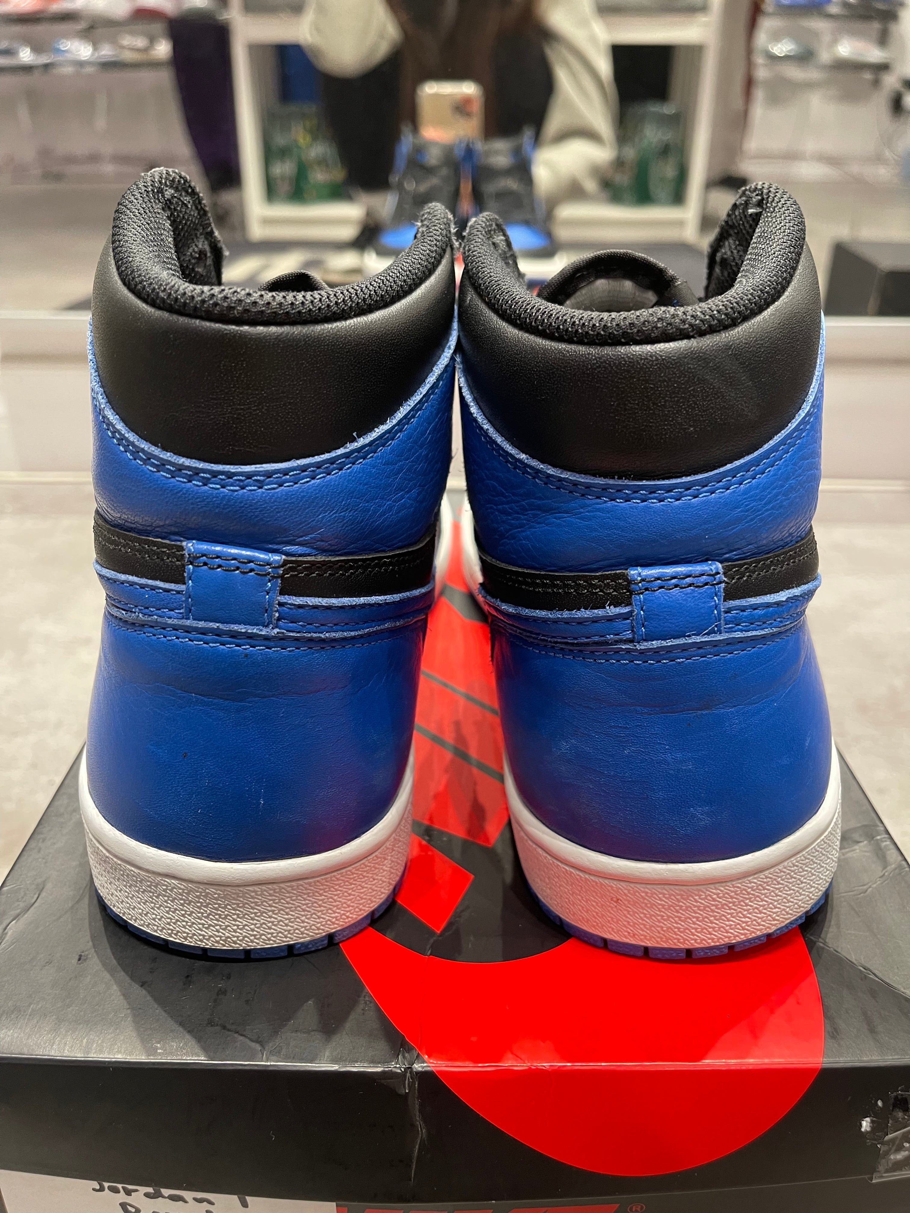 Jordan 1 Retro High Royal (2017)  9/10 - Pre-Owned Size 9.5