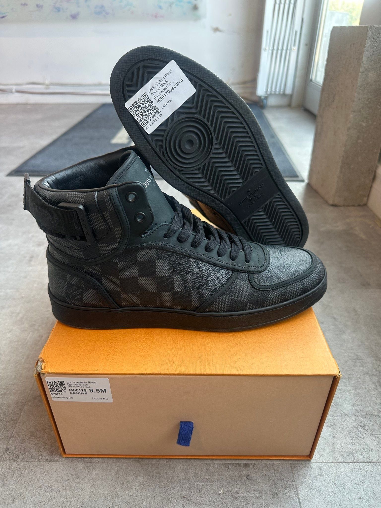 Louis Vuitton Rivoli Damier Black - Pre-Owned Size LV8/US9.5