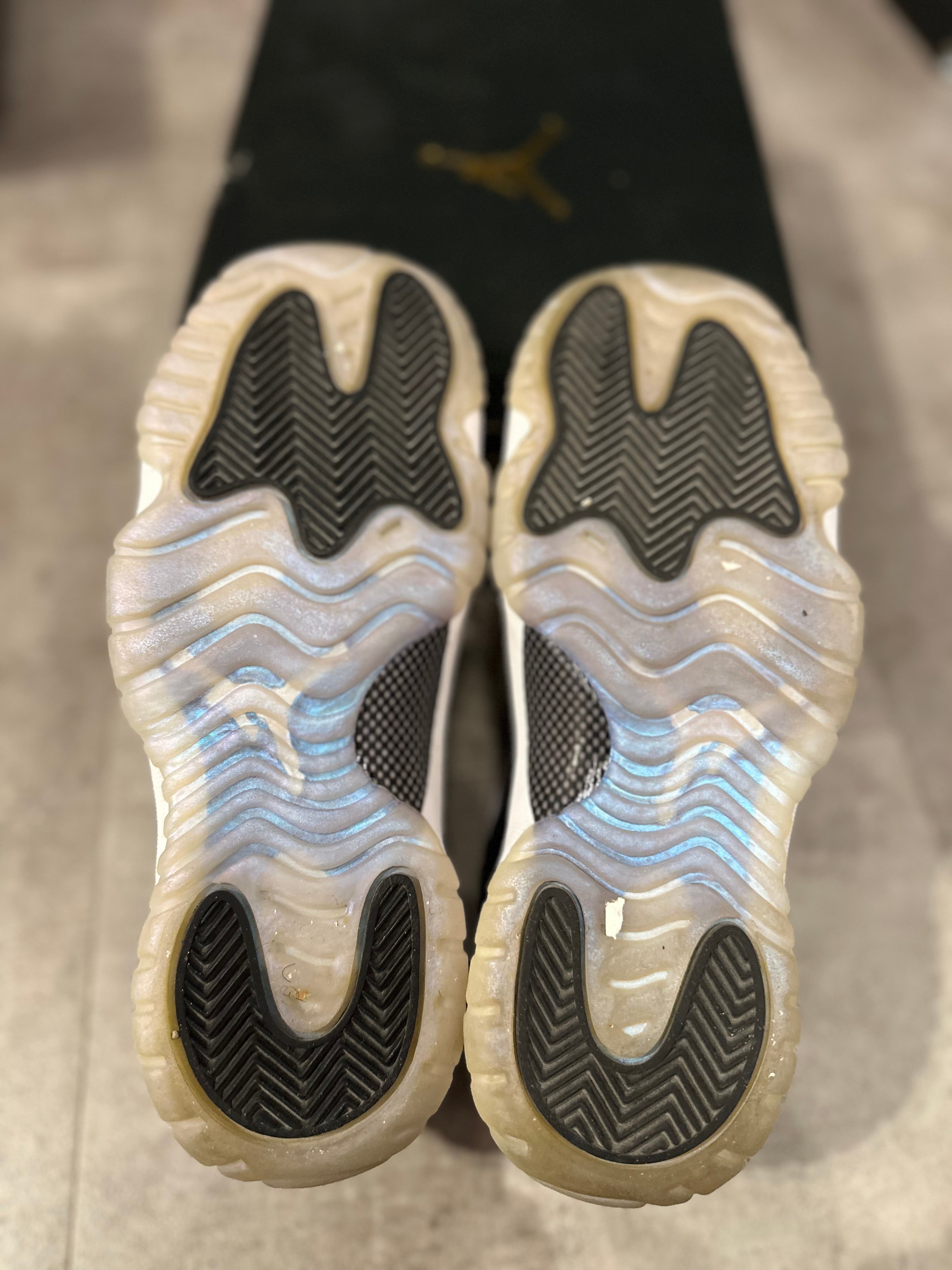 Jordan 11 Retro Low Iridescent (GS) - Pre-Owned Size 4.5Y