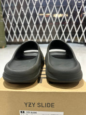 Adidas Yeezy Slide Dark Onyx (Preowned Size 9) - Pre-Owned
