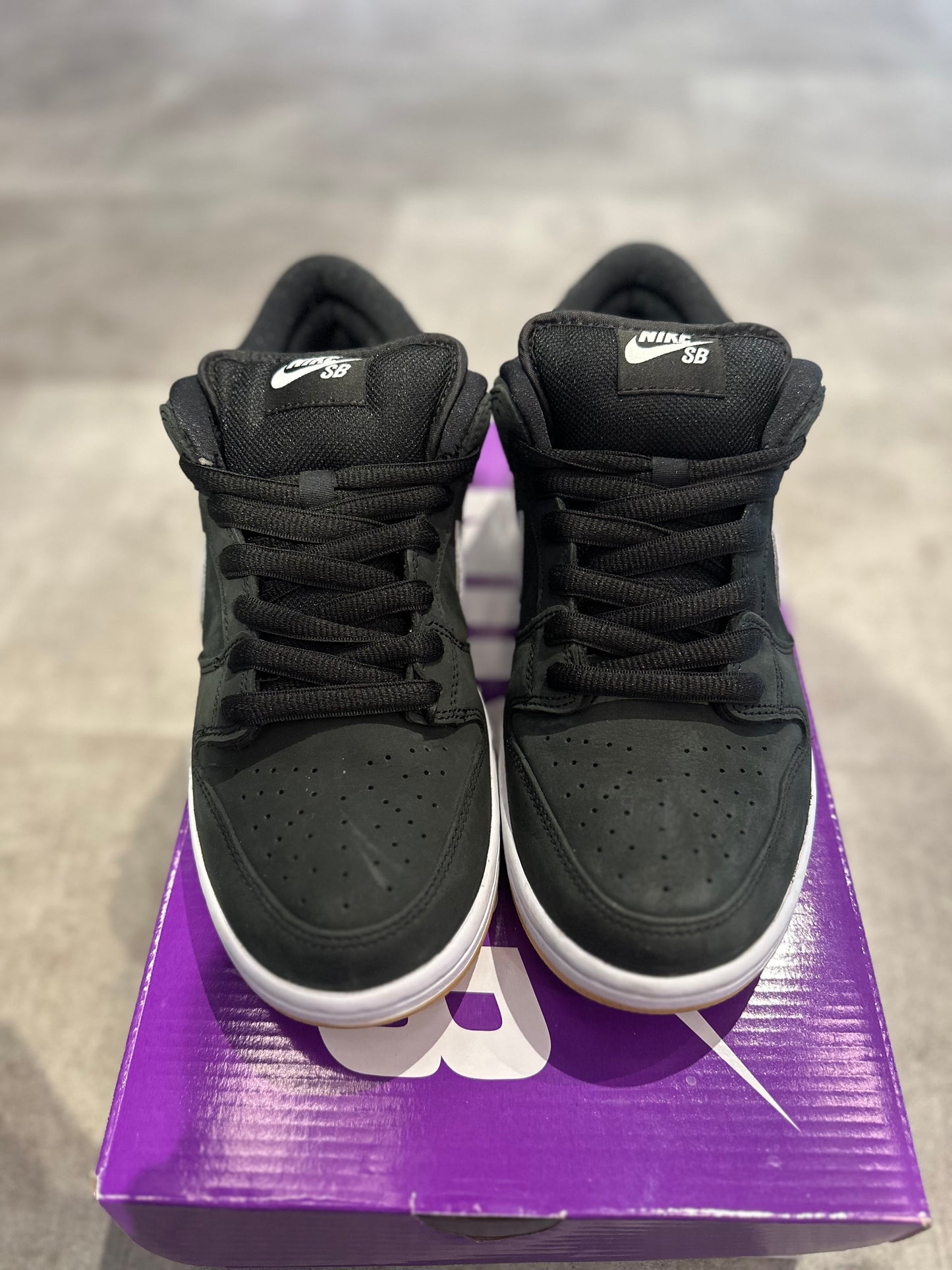 Nike SB Dunk Low Pro Black Gum (Preowned)