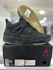 Jordan 4 Retro Kaws Black - Pre-Owned Size 11