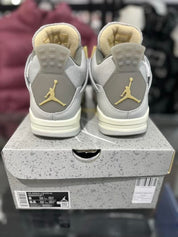 Jordan 4 Retro SE Craft - Pre-Owned Size 8