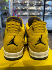 Jordan 4 Retro Lightning (2021) - Pre-Owned Size 11M