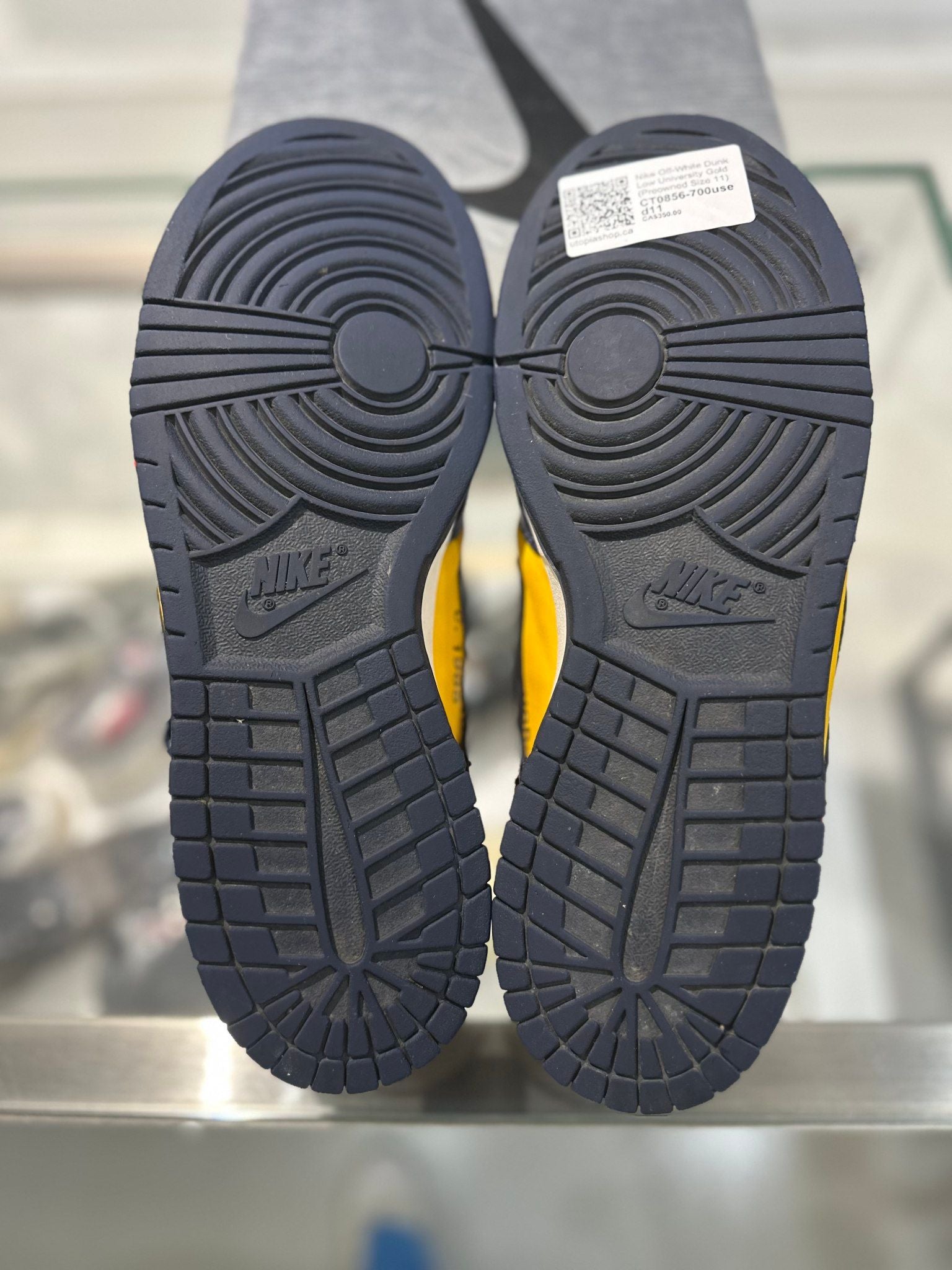 Nike Off-White Dunk Low University Gold - Pre-Owned Size 11