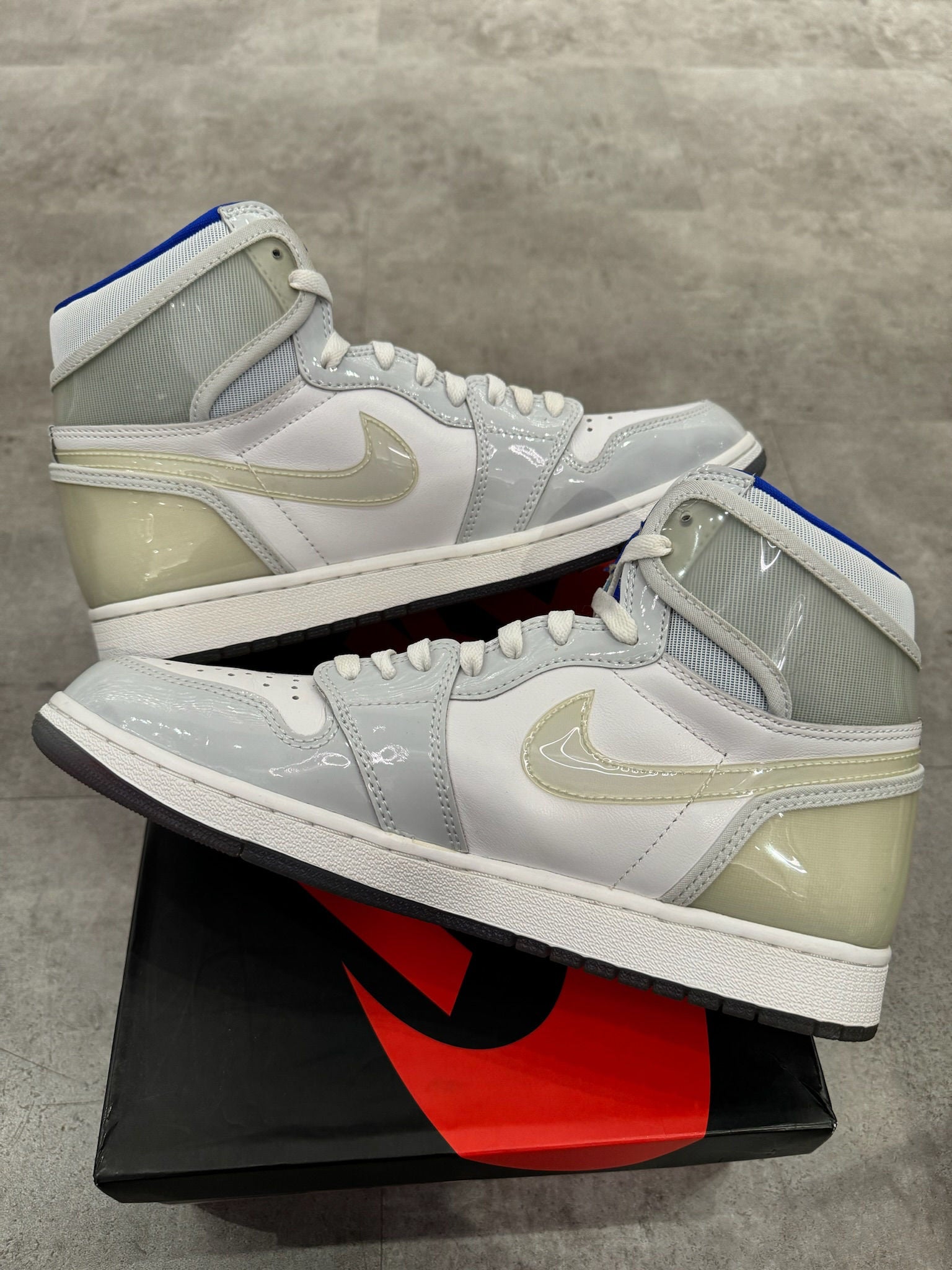Jordan 1 Retro High Zoom White Racer Blue - Pre-Owned Size 11