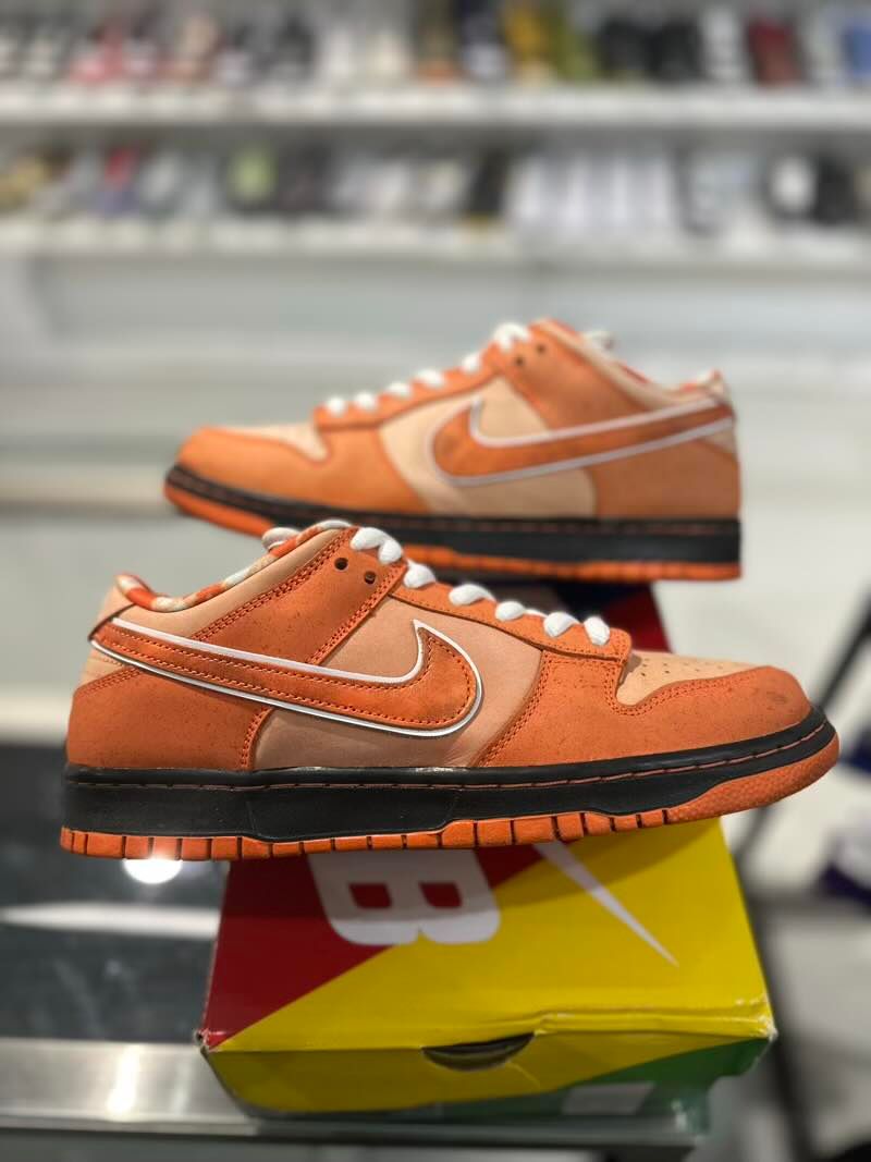 Nike SB Dunk Low Concepts Orange Lobster - Pre-Owned Size 9