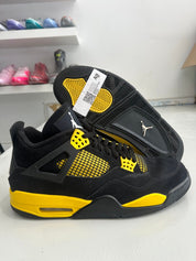 Jordan 4 Retro Thunder (2023) - Pre-Owned Size 12.5 (No Original Box)