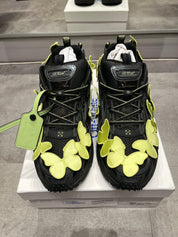 OFF-WHITE Be Right Back Black Green Butterflies (Preowned Size 44)