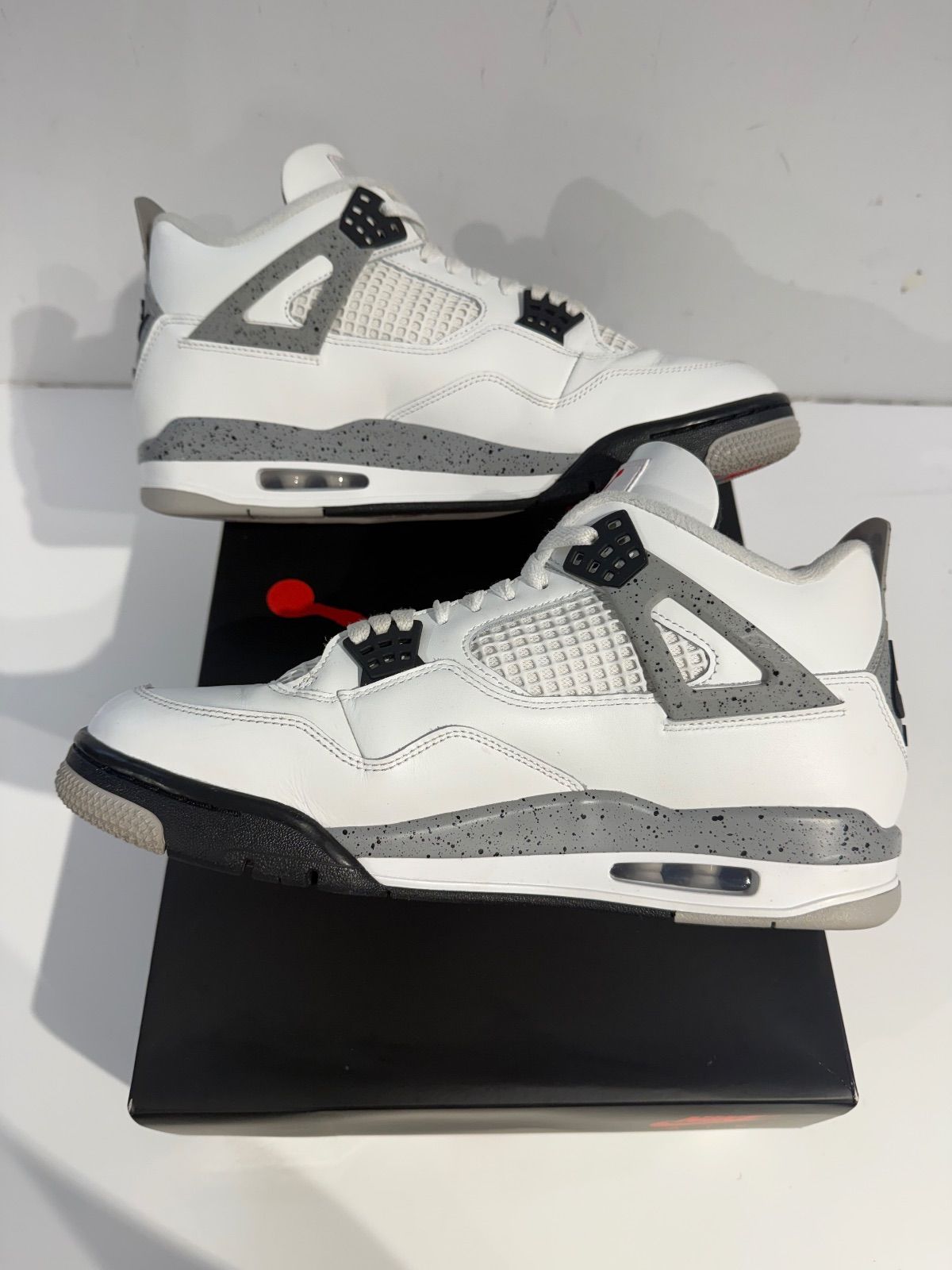 Jordan 4 Retro White Cement (2025) - Lightly Pre-Owned Size 11.5
