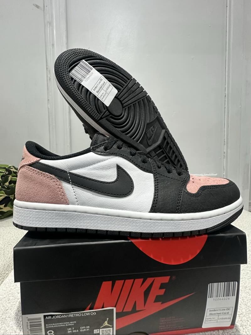 Jordan 1 Low OG Bleached Coral - Lightly Pre-Owned Size 8