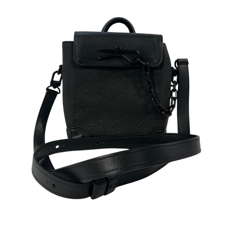 Louis Vuitton Pochette Voyage Black - Lightly Pre-Owned