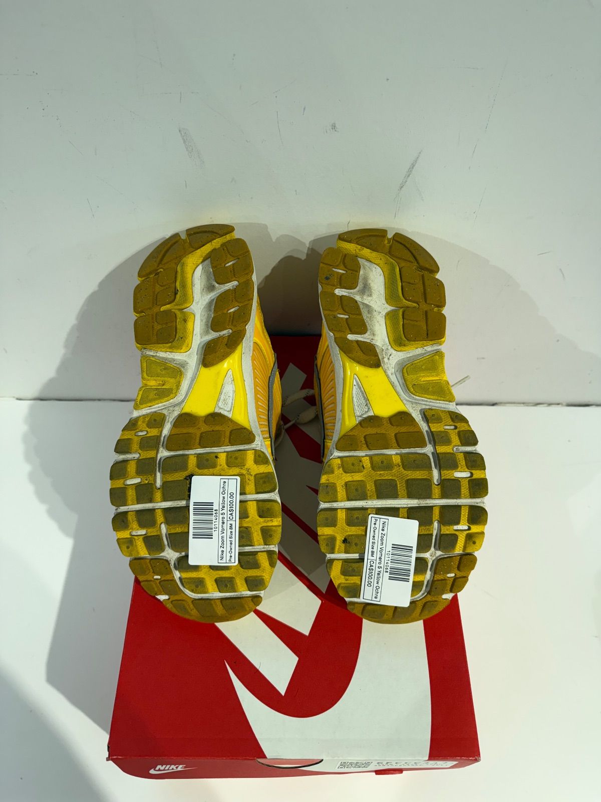 Nike Zoom Vomero 5 Yellow Ochre - Pre-Owned Size 8M