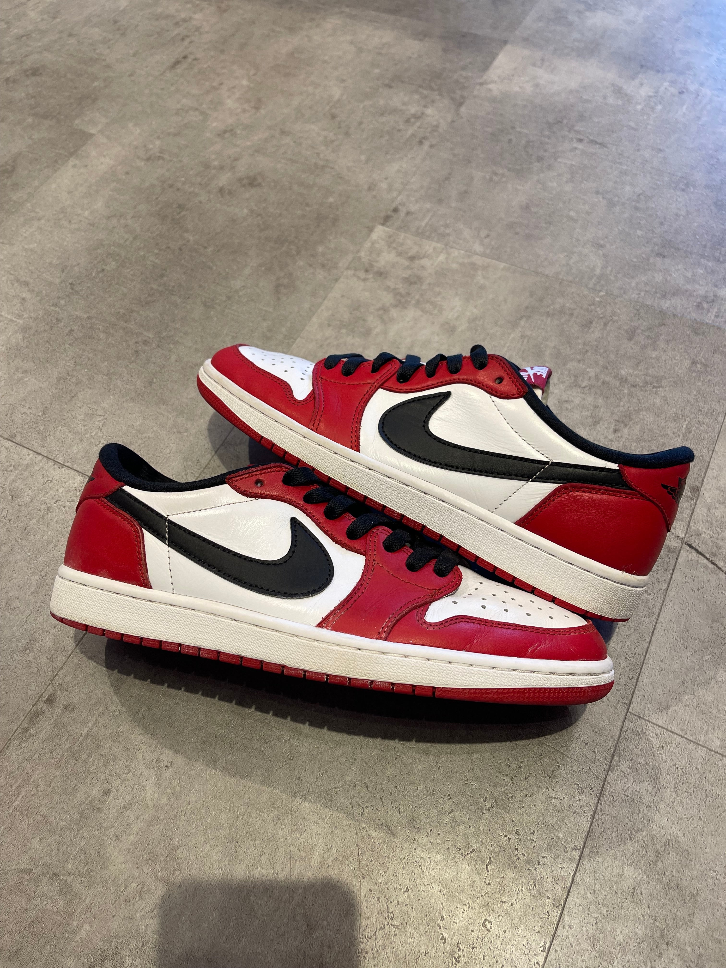 Jordan 1 Low OG Chicago (2015) - Pre-Owned Size 10.5 (No original box)