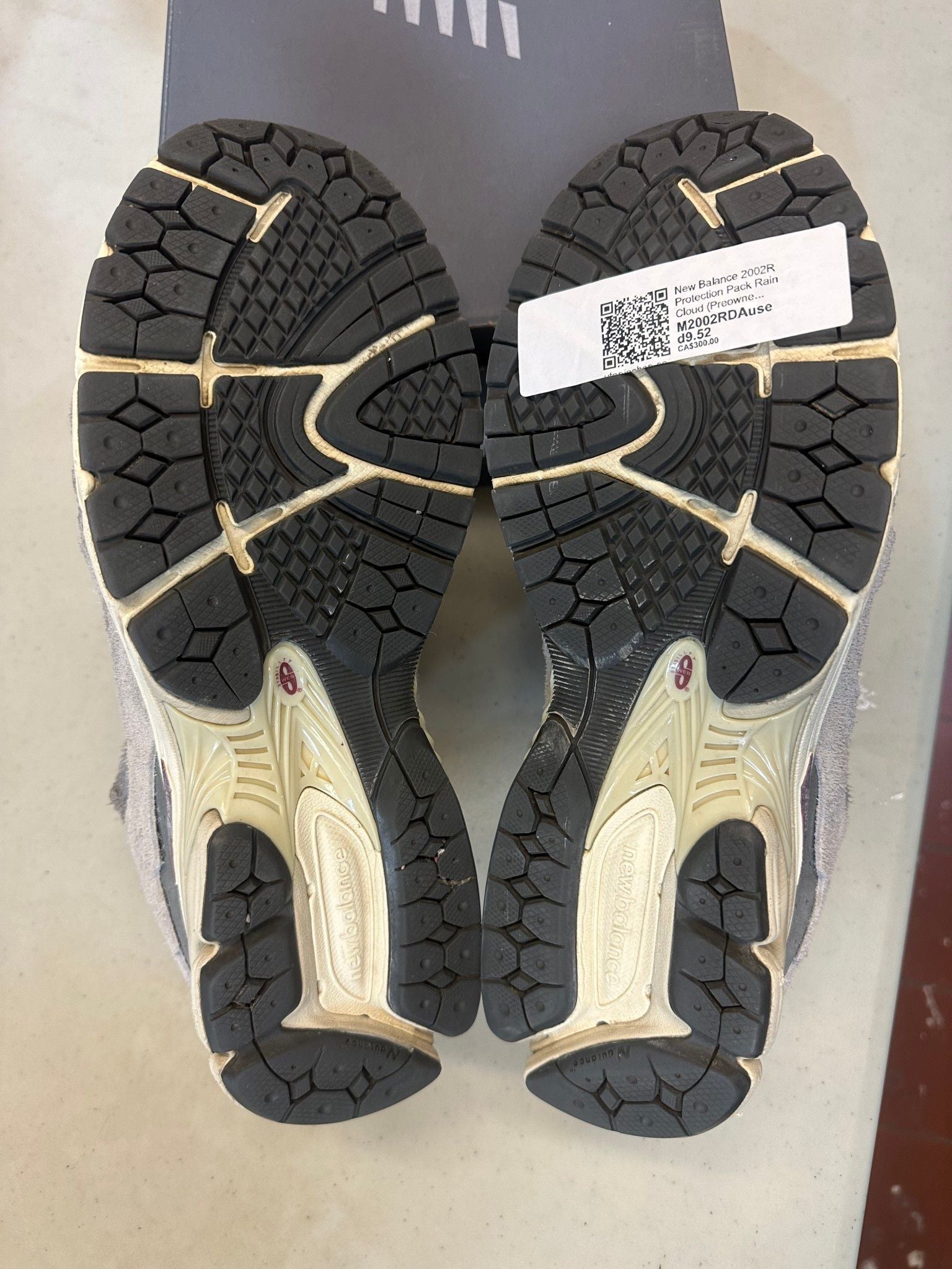 New Balance 2002R Protection Pack Rain Cloud - Pre-Owned Size 9.5