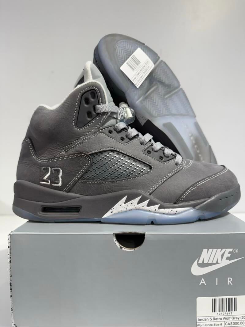 Jordan 5 Retro Wolf Grey (2026) - Worn Once Size 8