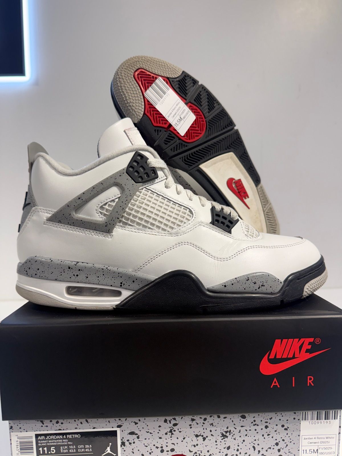 Jordan 4 Retro White Cement (2025) - Lightly Pre-Owned Size 11.5