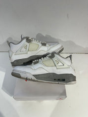 Jordan 4 Retro White Oreo (2021) - Pre-Owned Size 9