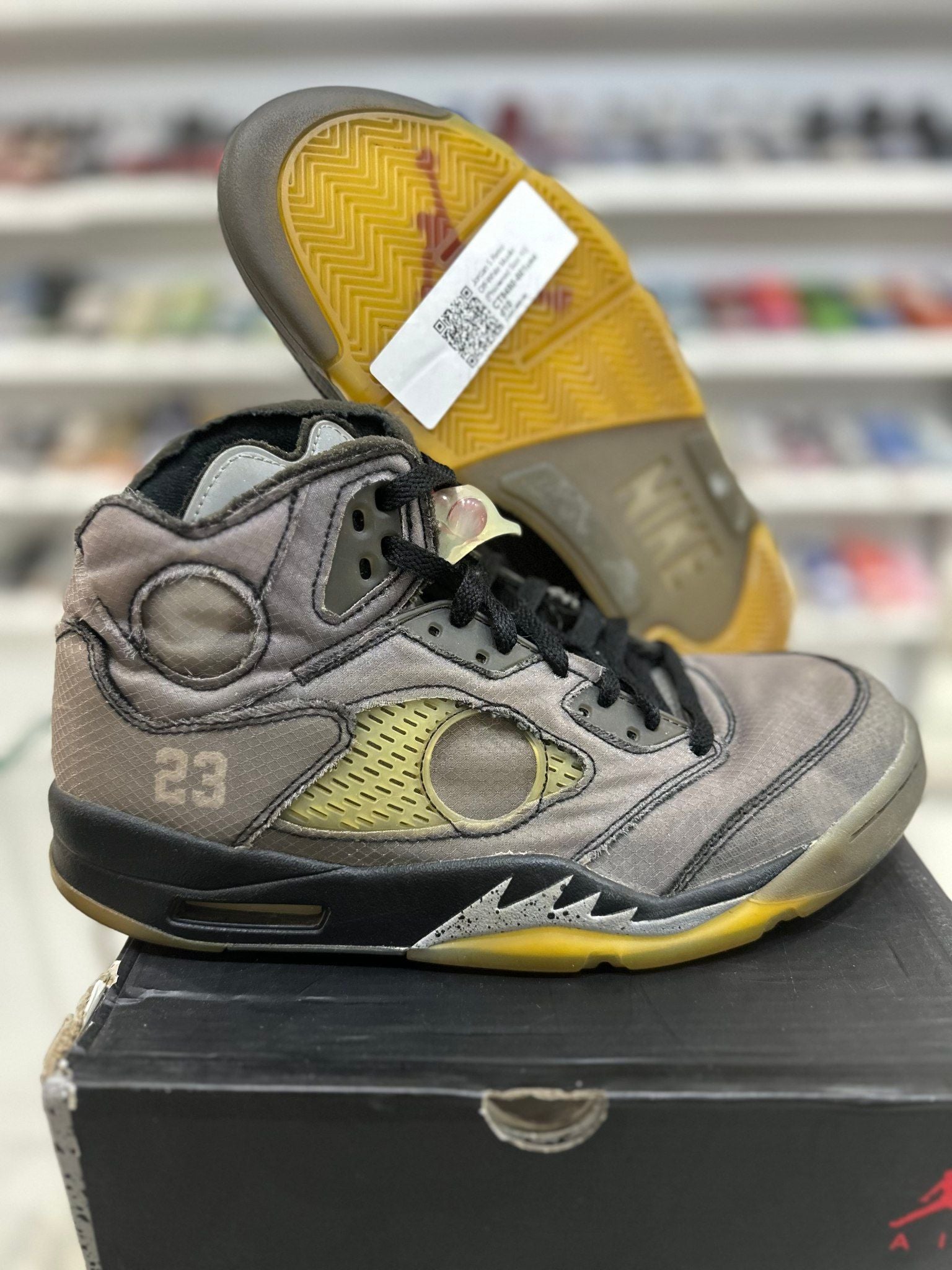 Jordan 5 Retro Off-White Muslin - Pre-Owned Size 10 8/10