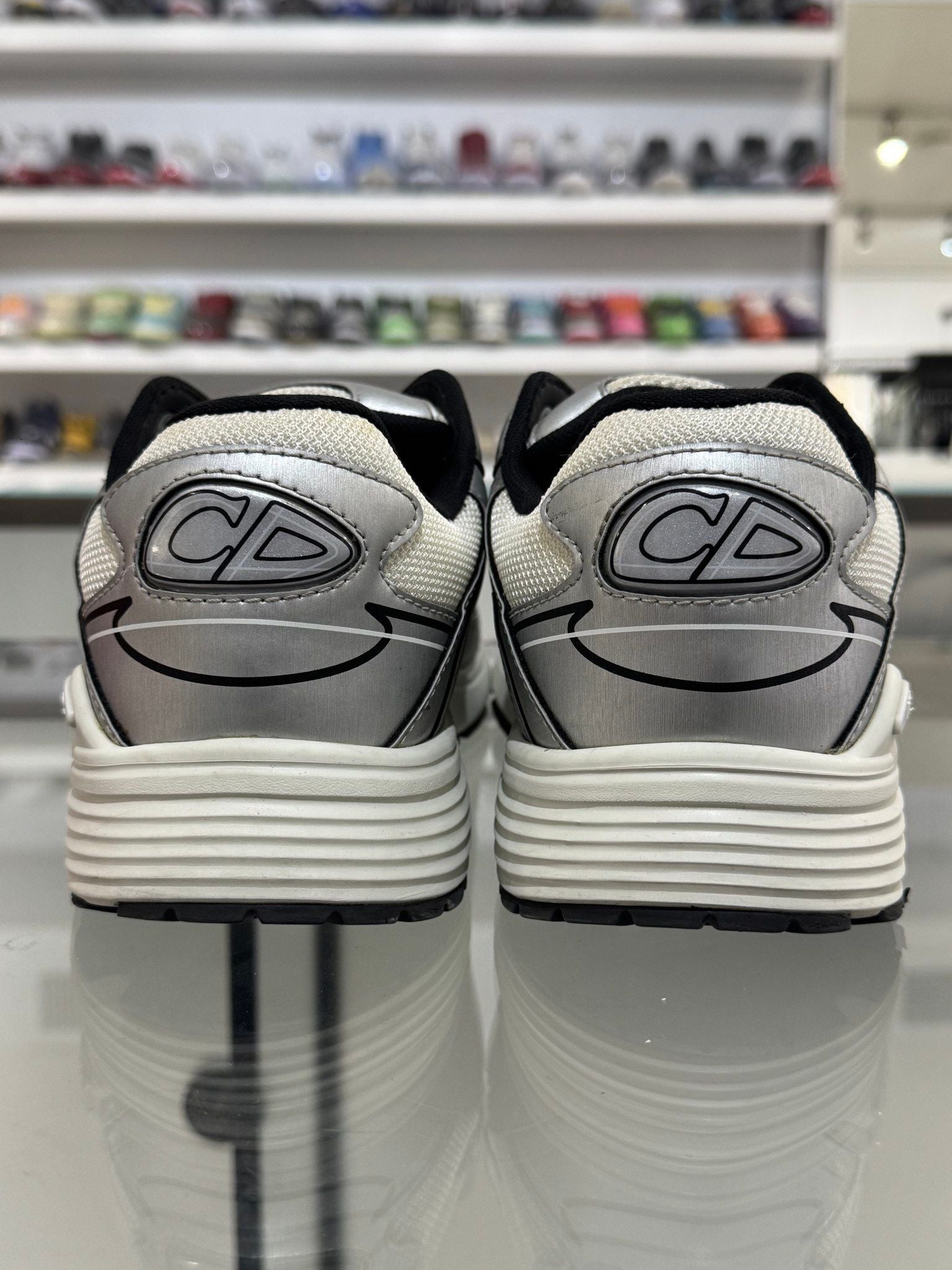 Dior B30 White Mesh Silver-Tone Metallic Calfskin - Pre-Owned Size 42 (No original box)