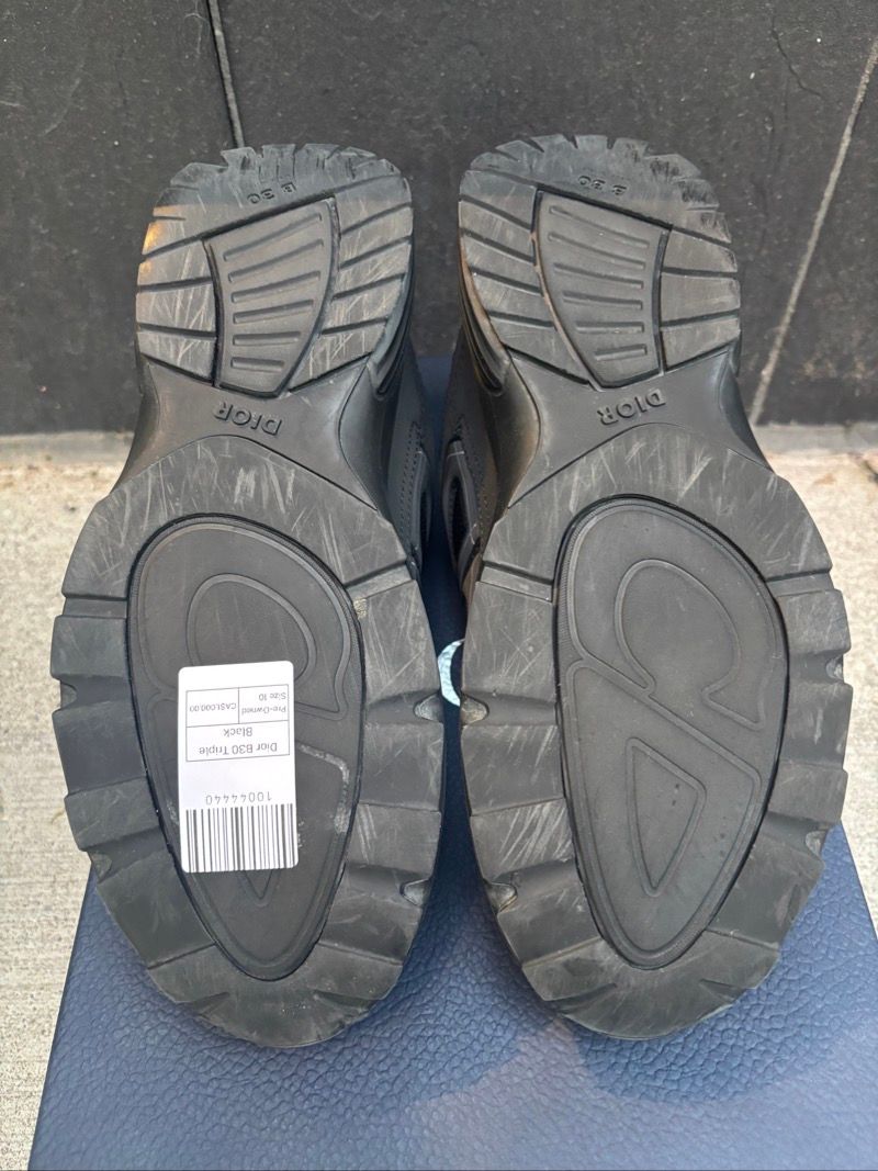 Dior B30 Triple Black - Pre-Owned Size 10