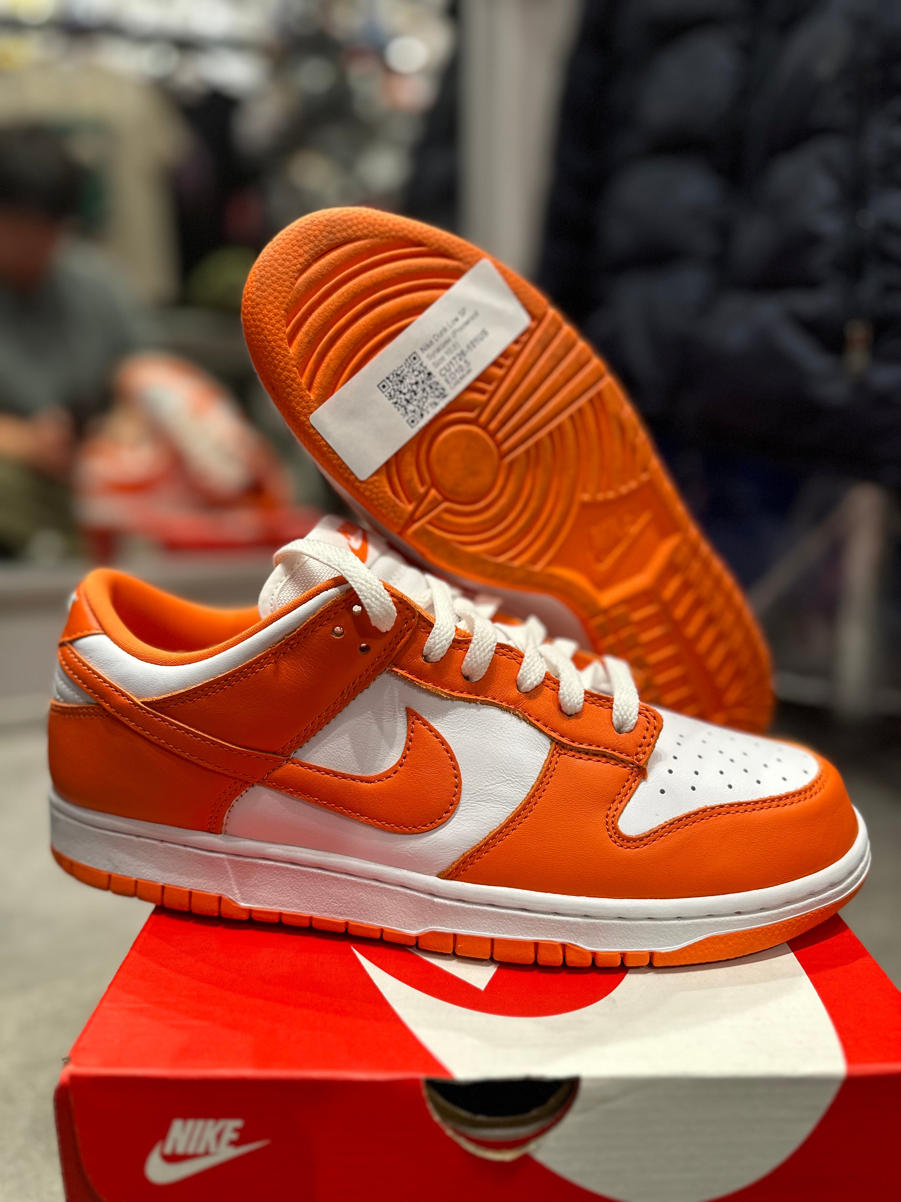 Nike Dunk Low SP Syracuse (Preowned Size 10.5)