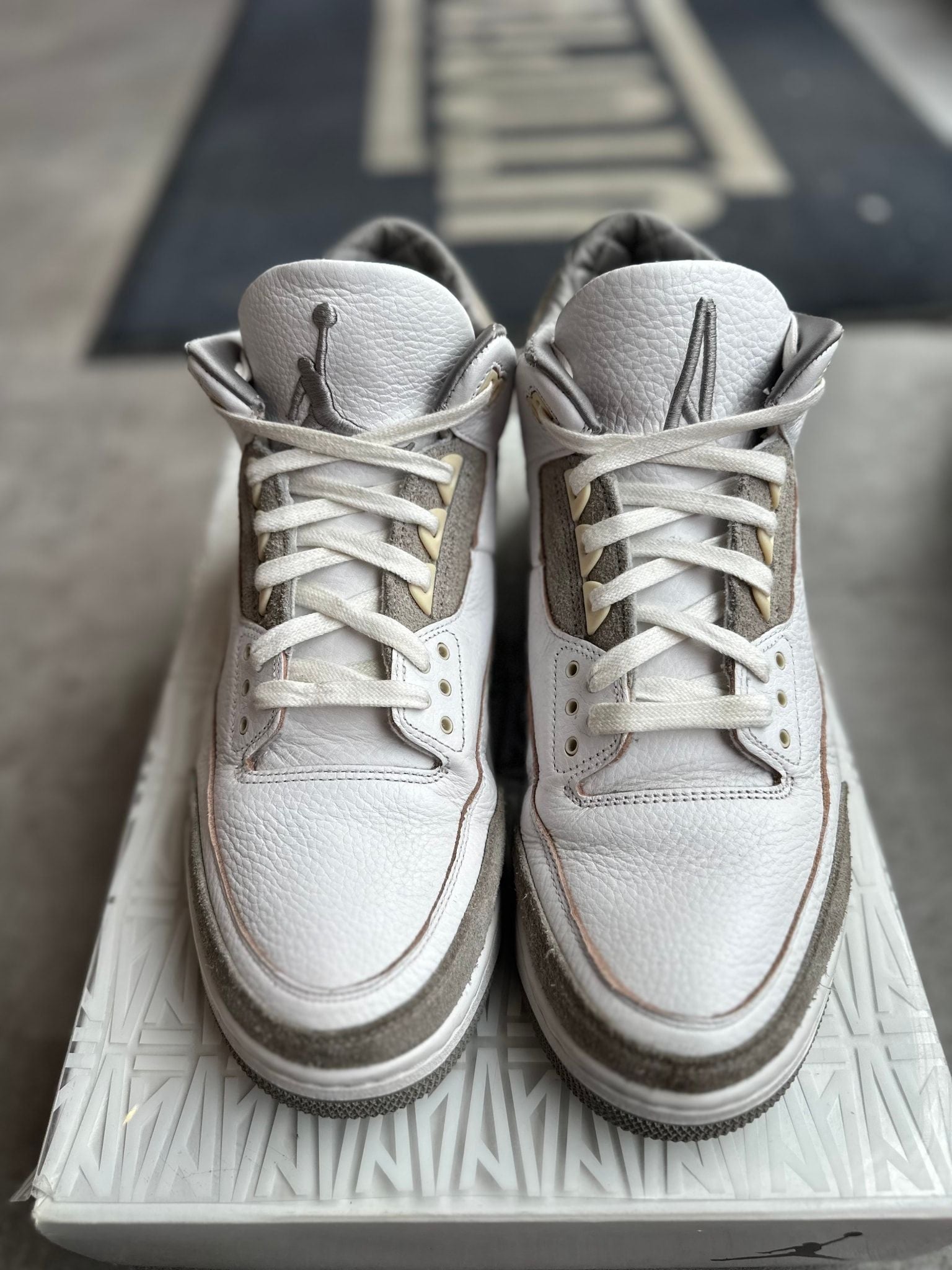 Jordan 3 Retro A Ma Maniere (W) - Pre-Owned Size 13 8/10