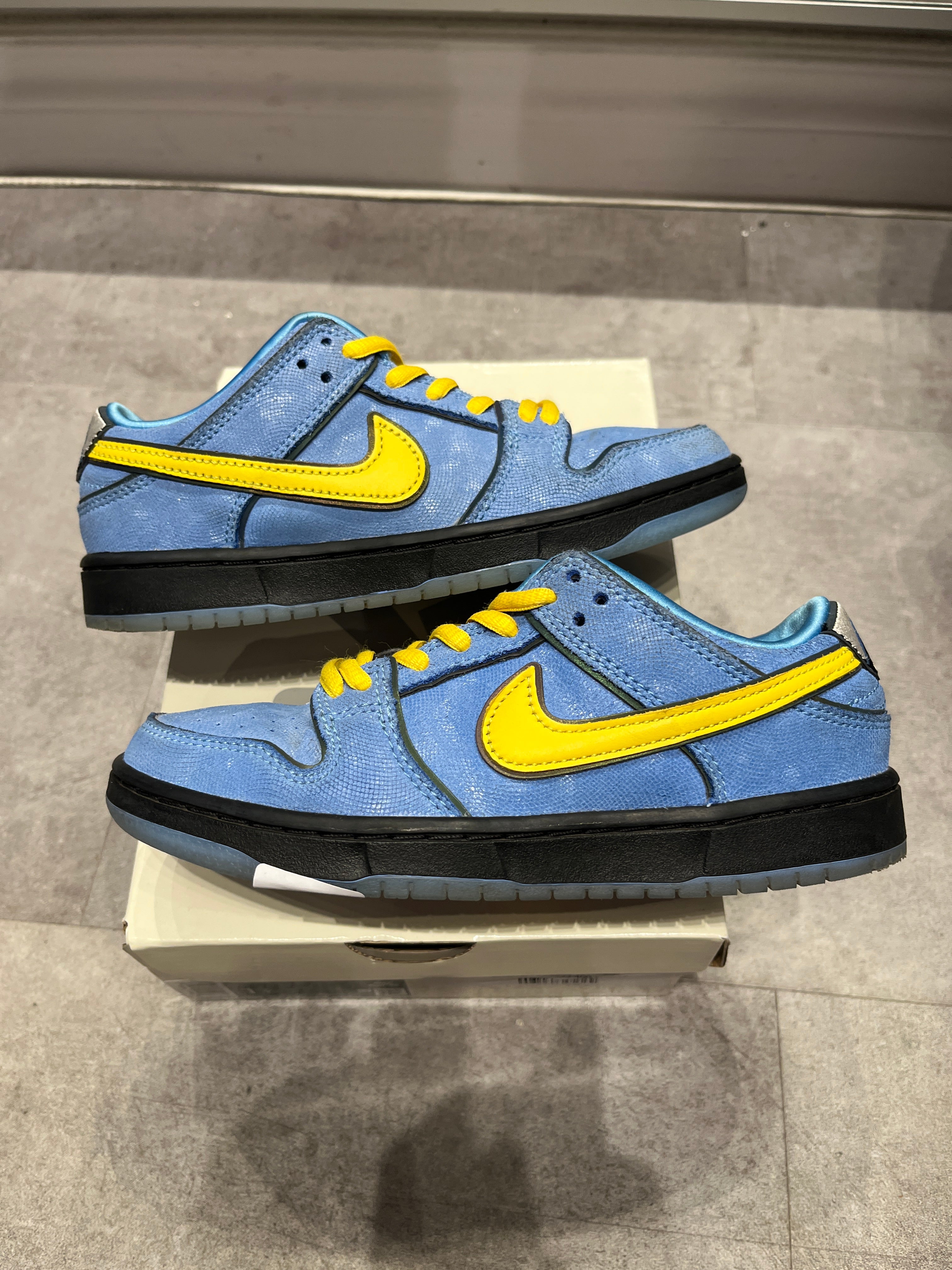 Nike SB Dunk Low The Powerpuff Girls Bubbles (PS) - Pre-Owned Size 1Y