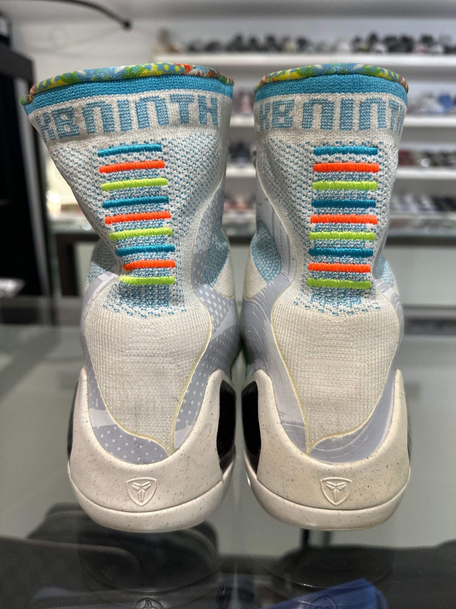 Nike Kobe 9 Elite What the Kobe - Pre-Owned Size 9.5 (No original box)