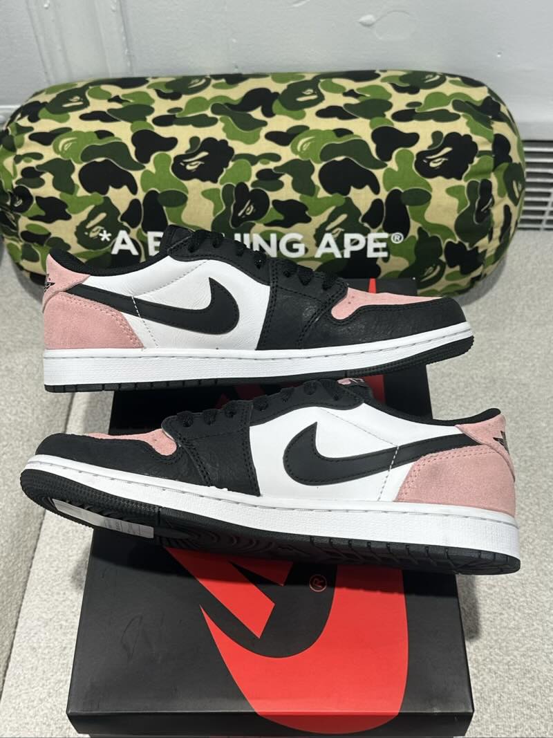 Jordan 1 Low OG Bleached Coral - Lightly Pre-Owned Size 8