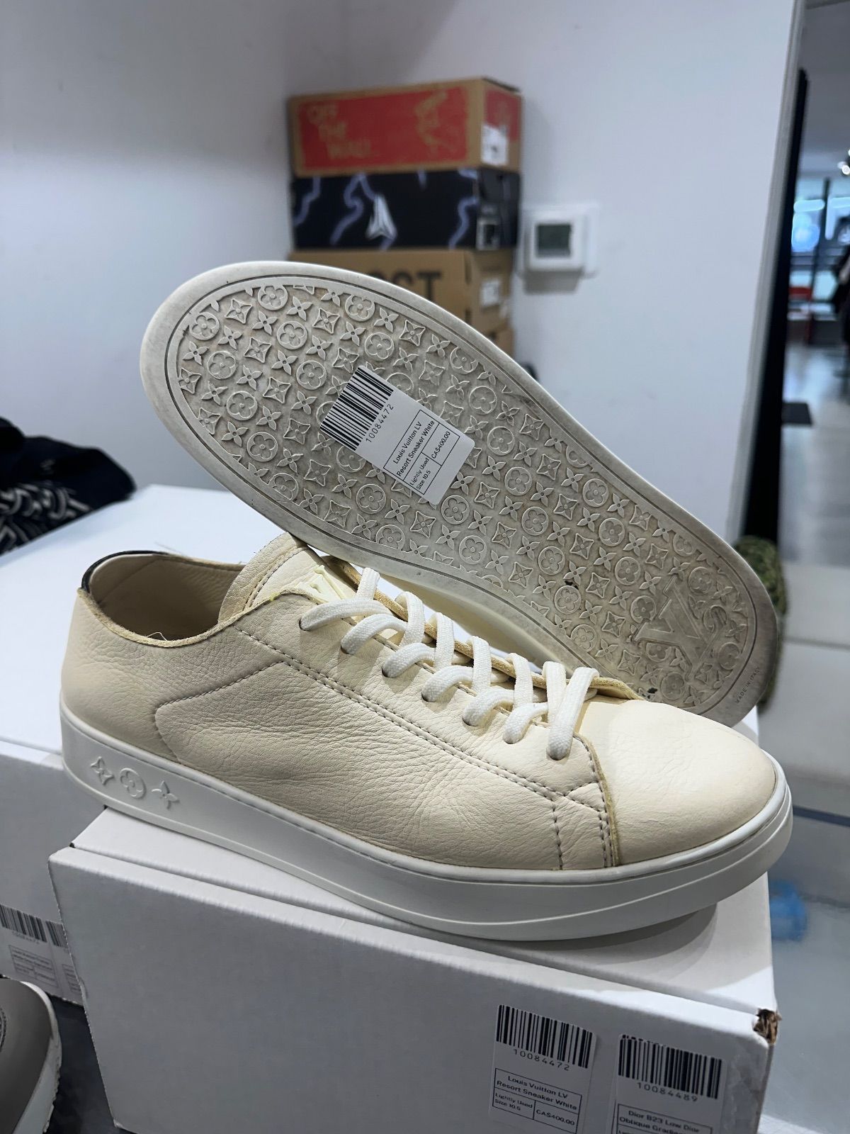 Louis Vuitton LV Resort Sneaker White - Lightly Used Size 10.5