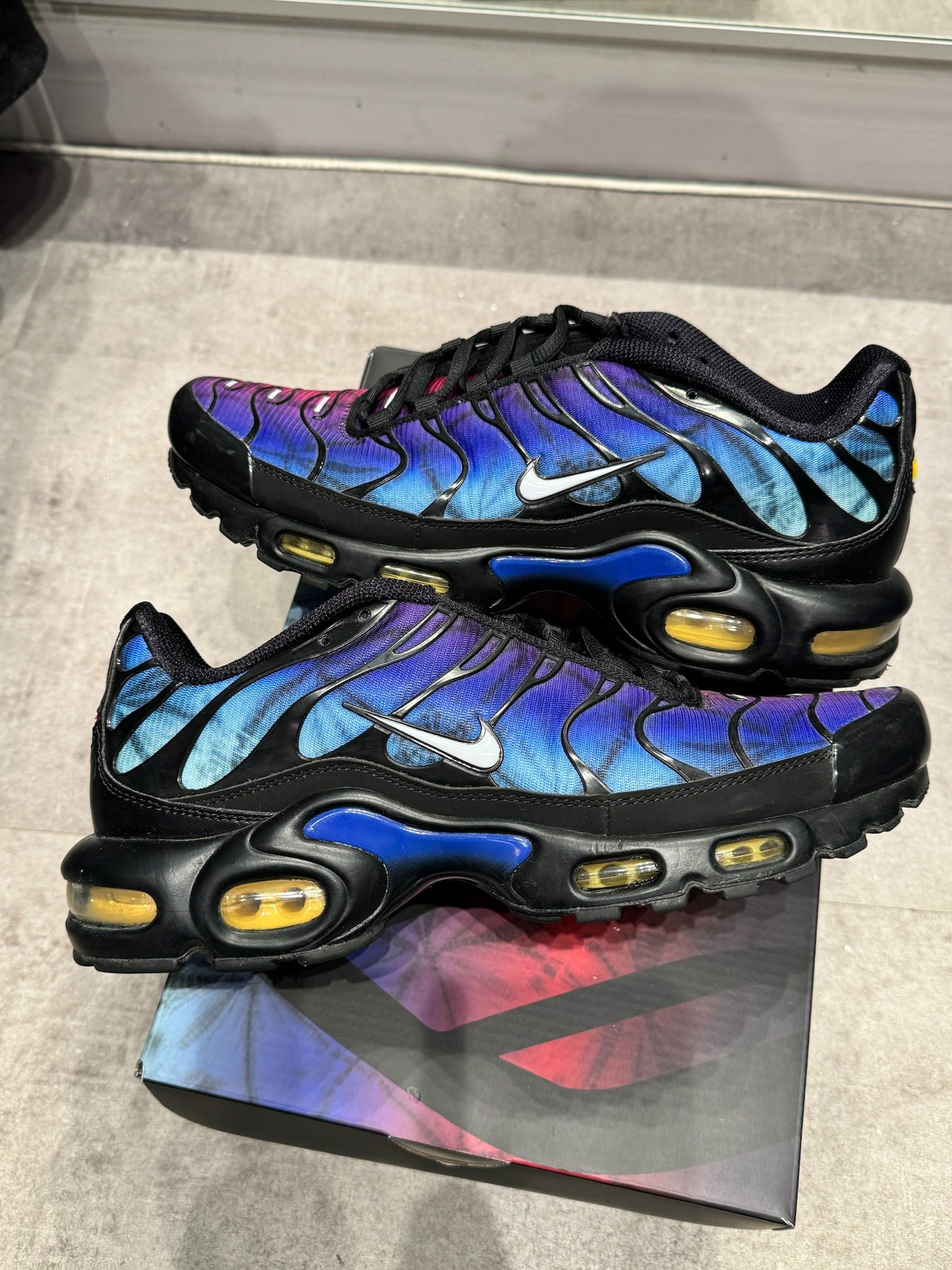 Nike Air Max Plus 25th Anniversary - Pre-Owned Size 9