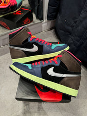 Jordan 1 Retro High Tokyo Bio Hack - Pre-Owned Size 10