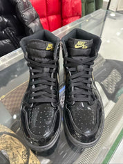 Jordan 1 Retro High Black Metallic Gold (2020) - Pre-Owned Size 10 (No original box)