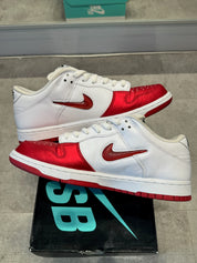 Nike SB Dunk Low Supreme Jewel Swoosh Red (Preowned)