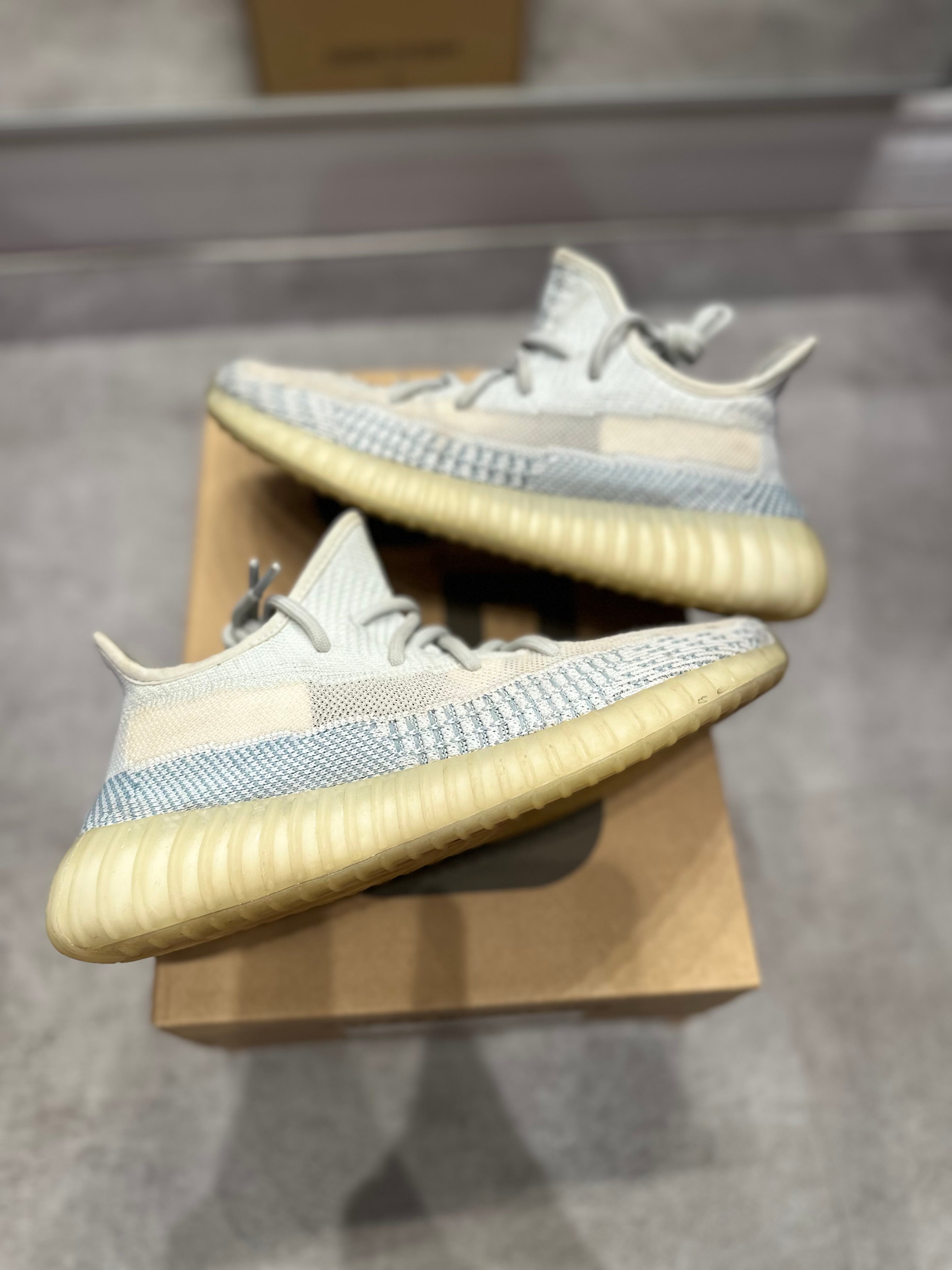 Adidas Yeezy Boost 350 V2 Cloud White - Pre-Owned Size 6.5