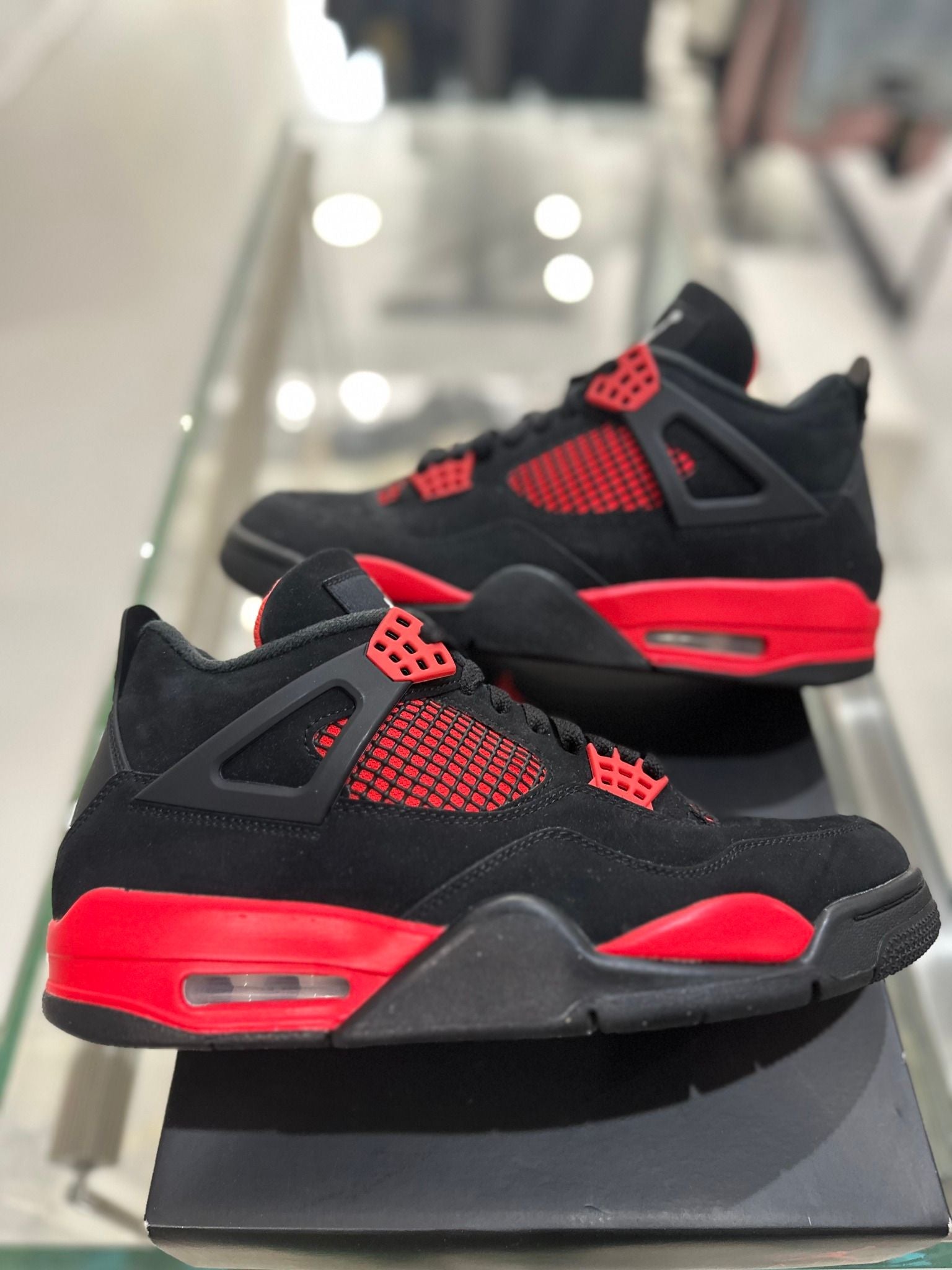 Jordan 4 Retro Red Thunder (Preowned Size 10) - Pre-Owned