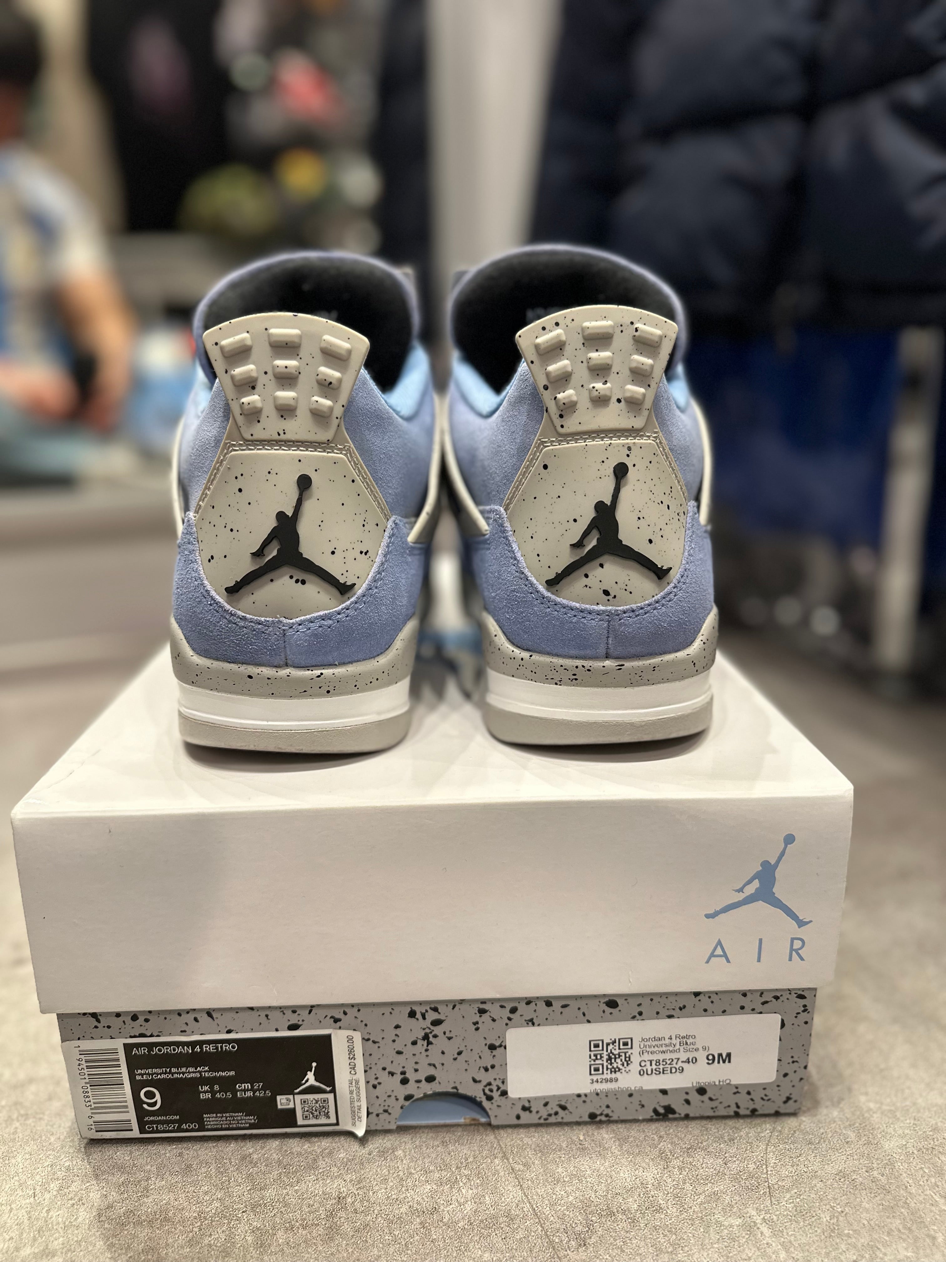 Jordan 4 Retro University Blue (Preowned Size 9)