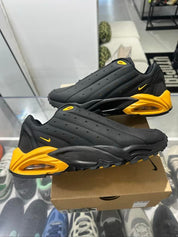 Nike Hot Step Air Terra Drake NOCTA Black Yellow - Pre-Owned Size 9.5