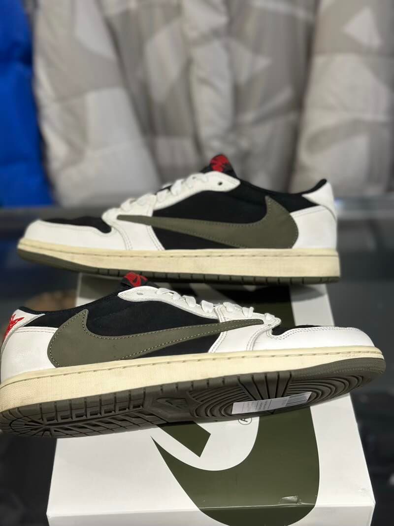 Jordan 1 Retro Low OG SP Travis Scott Olive (W) - Pre-Owned Size 8M/9.5W