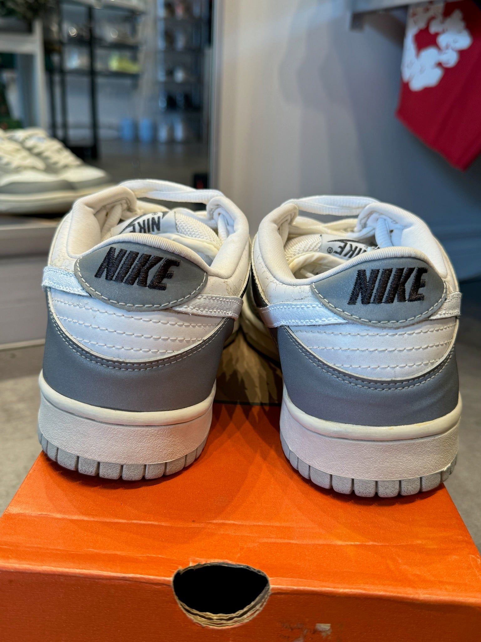 Nike Dunk Low Pro B White 3M - Pre-Owned Size 9.5