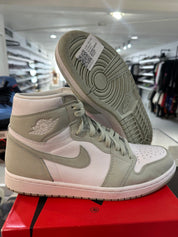 Jordan 1 Retro High OG Seafoam (Women's) - Pre-Owned Size 10.5M/12W